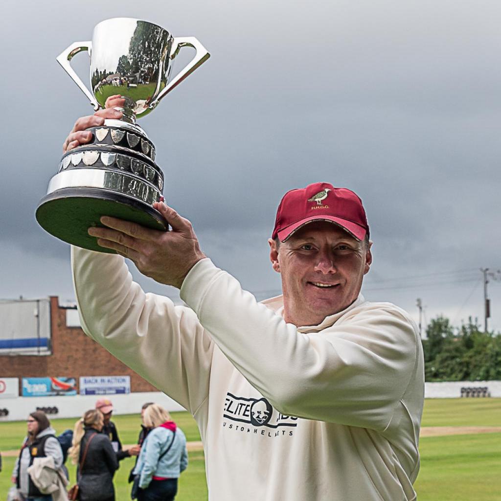 Hanging Heaton win Crowther Cup again