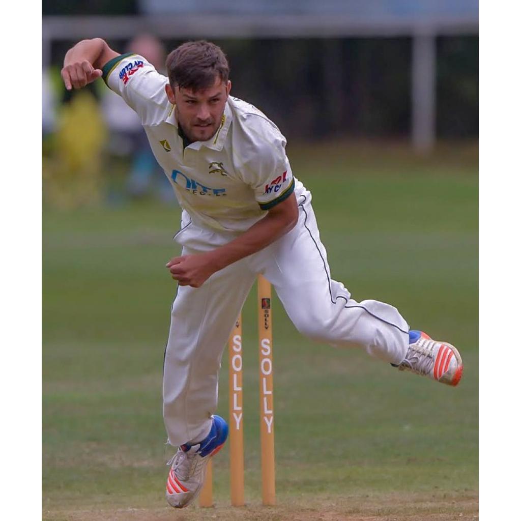 New Farnley go top on net run rate
