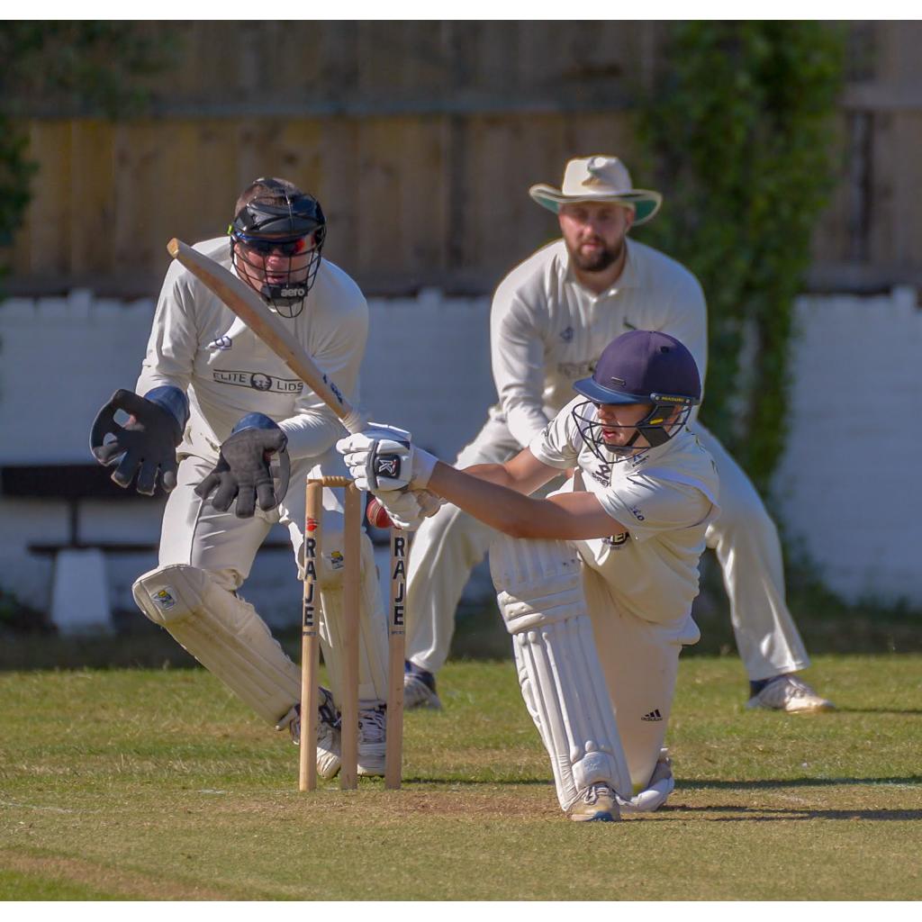 2022 Hanging Heaton v New Farnley