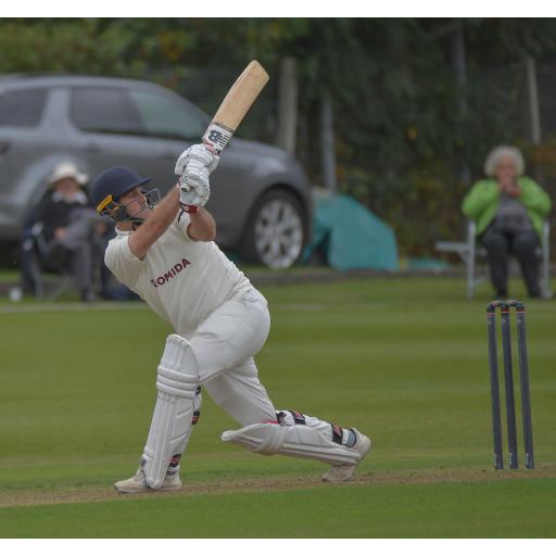 Frankland hits ton as Woodlands reach Headingley final for third time
