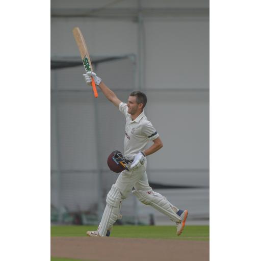 Schmulian leads Woodlands to play-off glory with magnificent final century